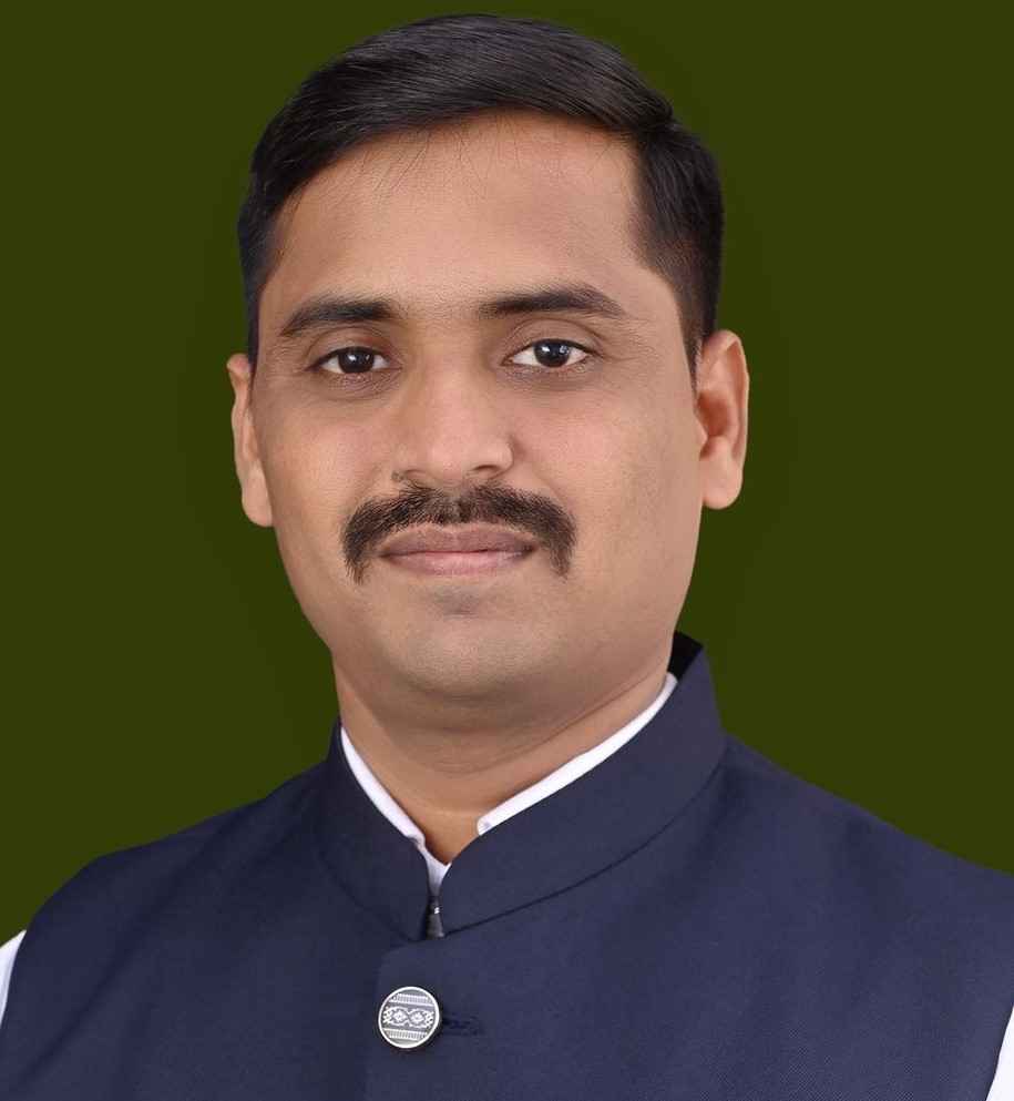 Shri Vijay N. Jadhav