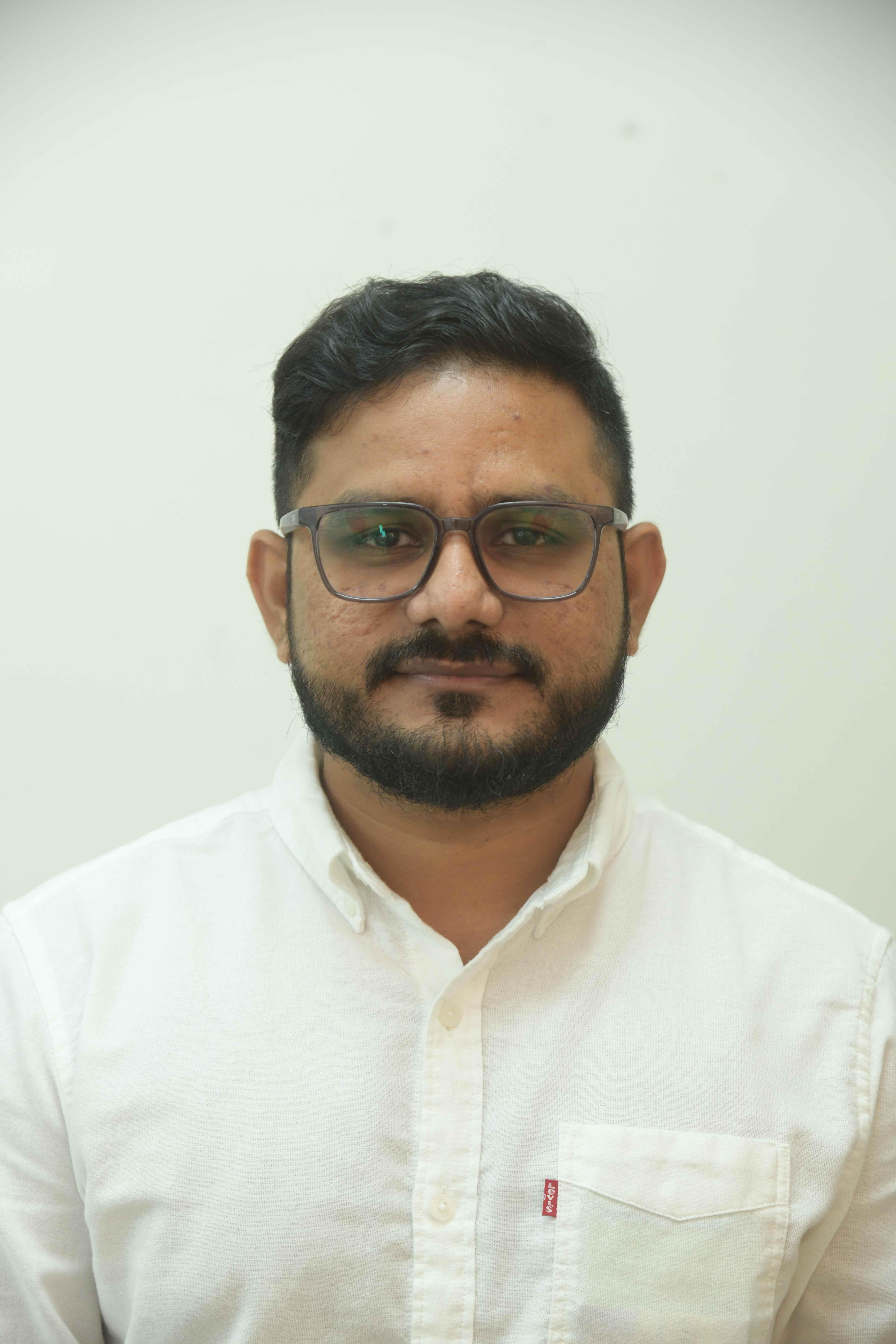 Shri Kunal R. Kasbe
